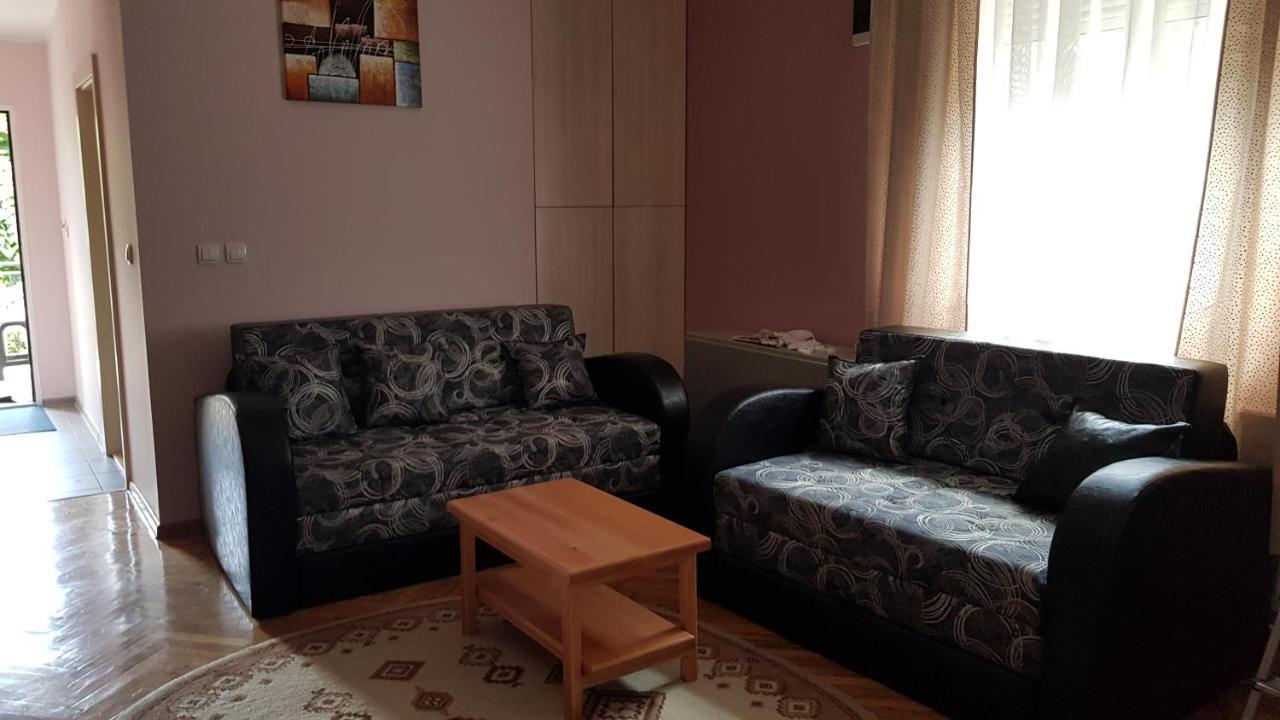 Vrnjačka Banja Apartmani V&F מראה חיצוני תמונה
